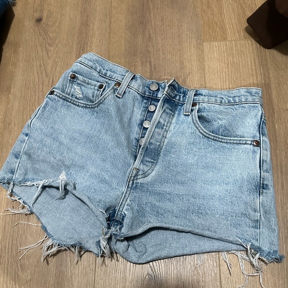 Levi’s 501 shorts - Picture 2 of 5